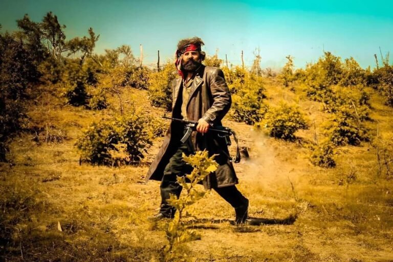 Maica Patriotike “Adem Jashari” – Krenaria që vishet