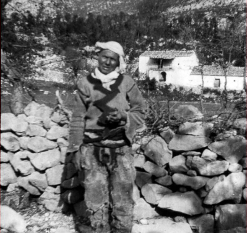 Burrneshat: gratë që u betuan të jetonin si burra