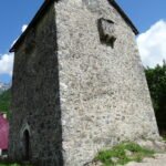Kullat e Dukagjinit: guri që mbante gjakun larg